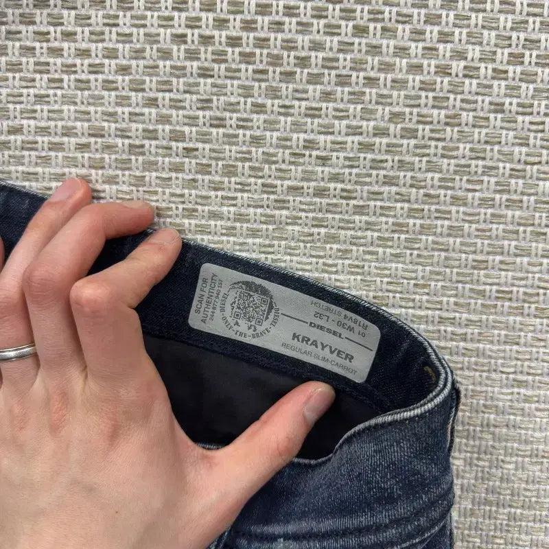 [BUNJANG] Diesel Distressed Denim Jeans / 디젤 디스트로이드진 데님 청바지 30인치 A10013