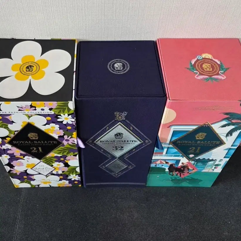 [SOLD OUT] 로얄살루트 컬렉션 공병 일괄