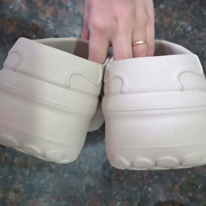 [BUNJANG] Adidas Adiform Stan Mule IE7052 Beige 225 / 아디다스 아디폼 스탠 뮬 IE7052 베이지 225