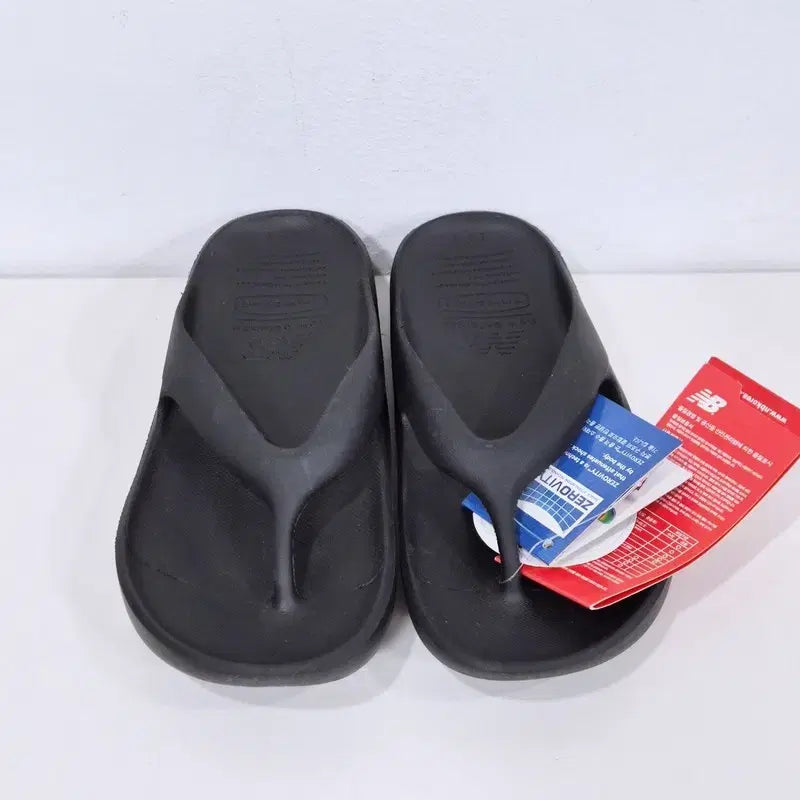 [SOLD OUT] 뉴발란스 토앤토 플립플랍 쪼리 s