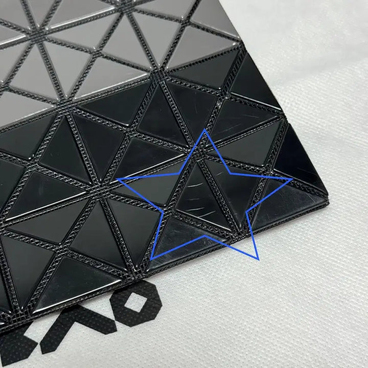 [SOLD OUT] 바오바오 프리즘 토트백