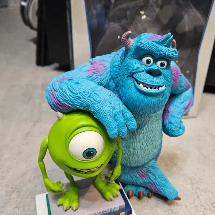 [BUNJANG] Hot Toys Mike &amp; Sulley Monster University Figures / Hot Toys 핫토이 몬스터대학교 - 마이크&amp;설리
