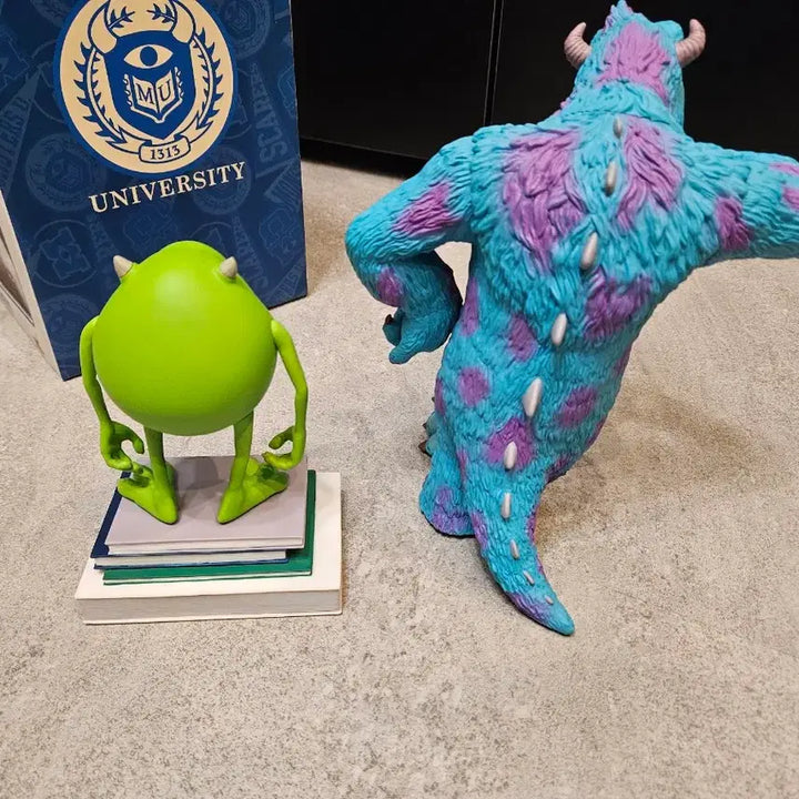 [BUNJANG] Hot Toys Mike &amp; Sulley Monster University Figures / Hot Toys 핫토이 몬스터대학교 - 마이크&amp;설리