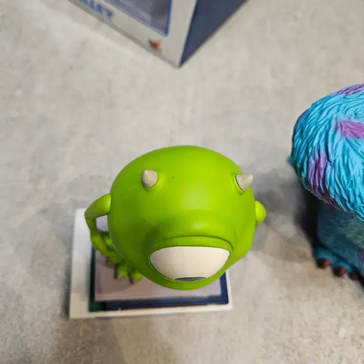 [BUNJANG] Hot Toys Mike &amp; Sulley Monster University Figures / Hot Toys 핫토이 몬스터대학교 - 마이크&amp;설리
