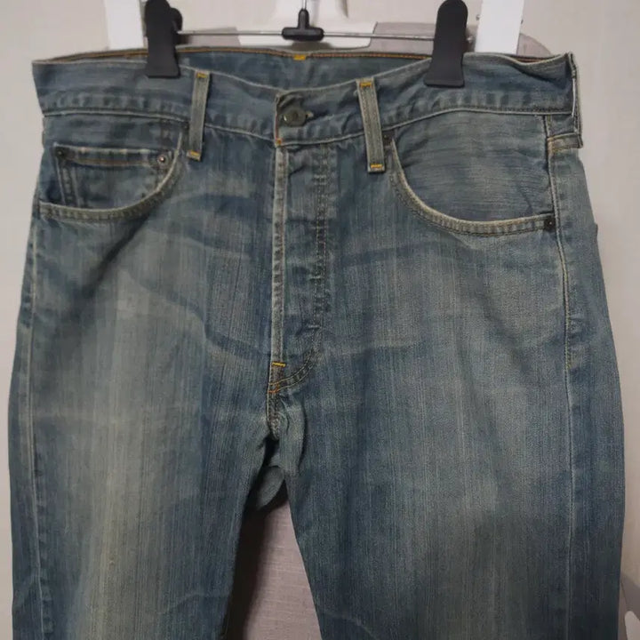 [SOLD OUT] 빈티지 리바이스501청바지 33