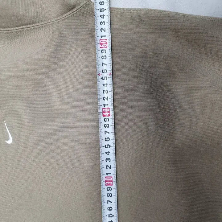 [BUNJANG] Nike NRG Solo Swoosh Fleece Sweatshirt (Khaki, S) / 나이키 NRG 솔로스우시 맨투맨 플리스 스웻 셔츠 카키 s