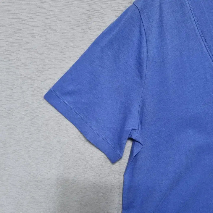 [BUNJANG] Banana Republic V-Neck Short Sleeve T-shirt / 바나나리퍼블릭 브이넥 반팔 티셔츠 여66ㅡ0424