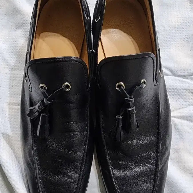 [SOLD OUT] 발리 남성구두 사이즈8.5(275) 상태좋아요