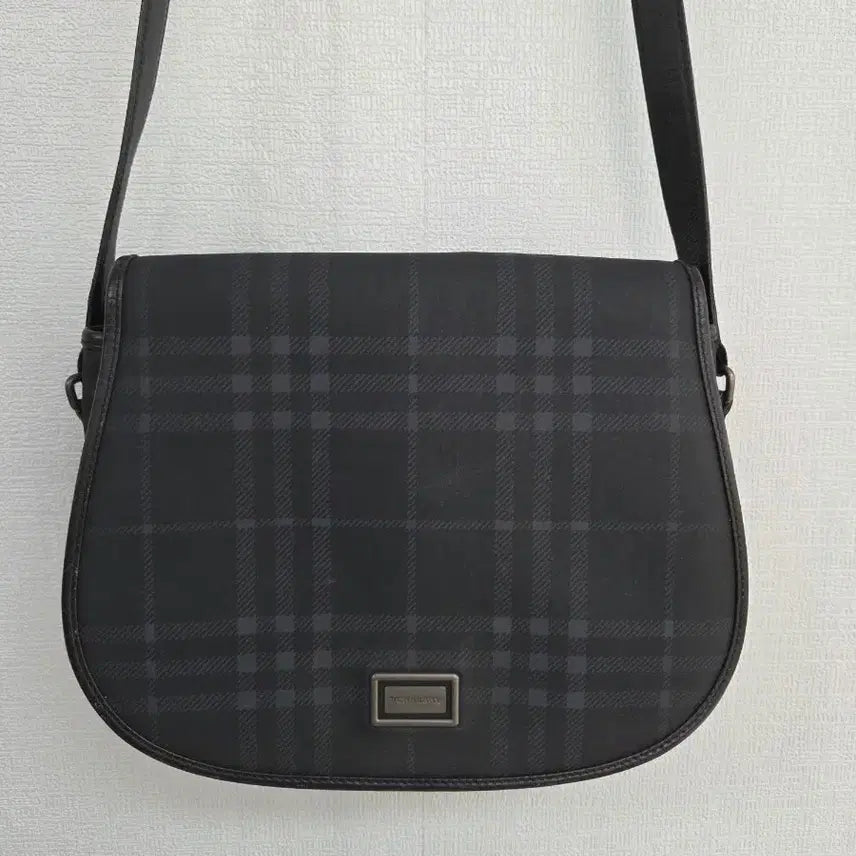 [BUNJANG] Burberry Nova Check Crossbody Bag / 버버리 노바체크  크로스백