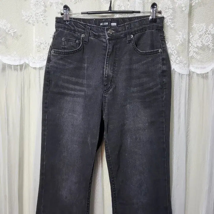 [BUNJANG] Millioncor Black Bootcut Denim Pants / 밀리언코르Millioncor 블랙 부츠컷 데님 팬츠