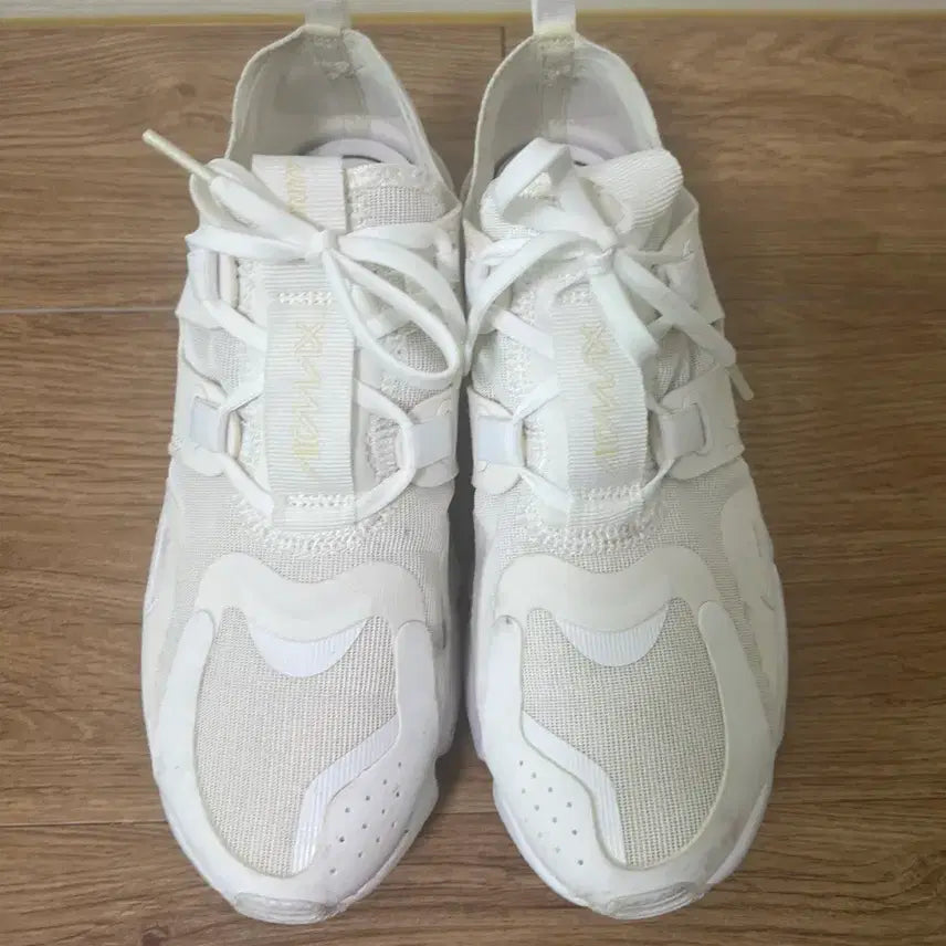 [BUNJANG] Nike Air Max Infinity Sneakers 240 / 나이키 에어맥스 인피니티 운동화 240