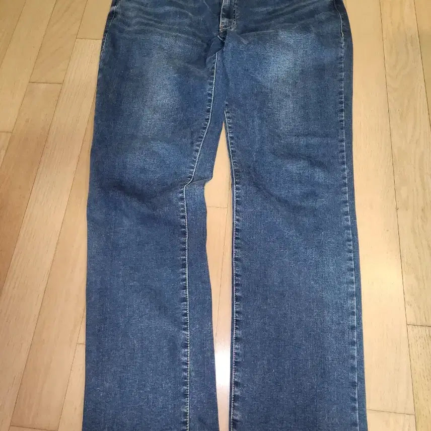 [SOLD OUT] GUESS 게스 데님 청바지