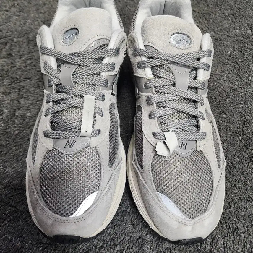 [BUNJANG] New Balance ML2002 Sneakers / 뉴발란스 ML2002  290사이즈