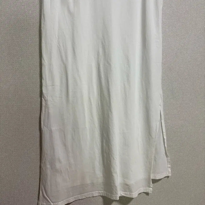 [BUNJANG] White Side Slit Dress (Free Size) / (맘)옆트임 화이트원피스(Free)