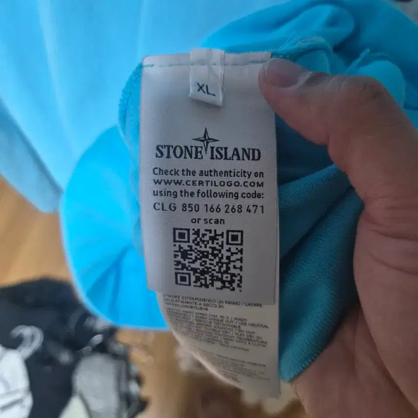 [BUNJANG] Stone Island Sky Blue Knit Sweater / [xl]스톤아일랜드 스카이블루 와펜 니트