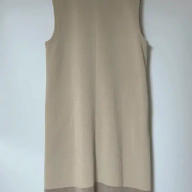 [SOLD OUT] 르베이지 LEBEIGE 20 텍스처 블록 롱 니트 베스트