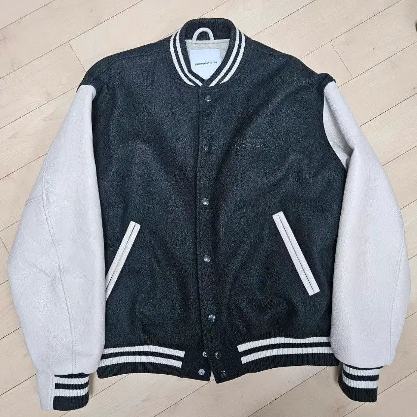 [BUNJANG] Espionage Varsity Jacket Moss Green L / 에스피오나지 바시티 자켓 모스그린