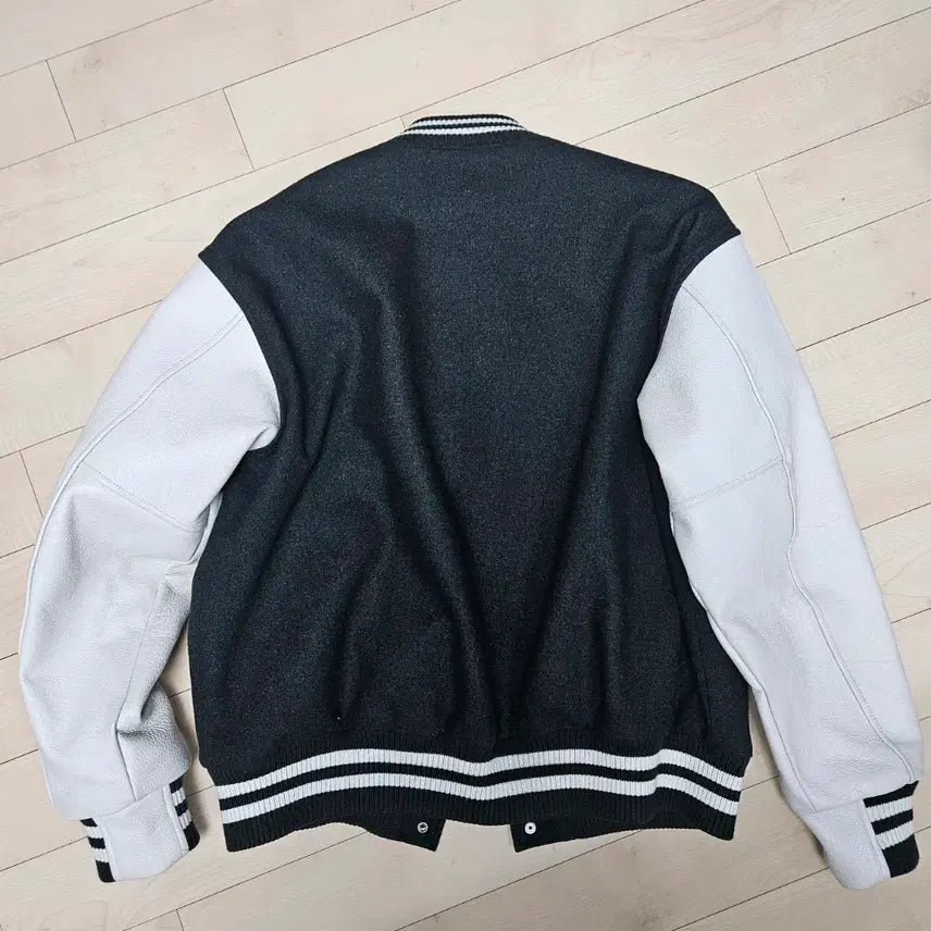 [BUNJANG] Espionage Varsity Jacket Moss Green L / 에스피오나지 바시티 자켓 모스그린