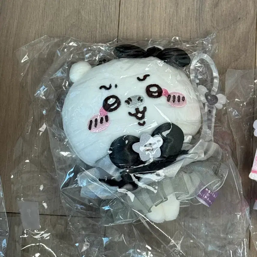 [SOLD OUT] 치이카와 흑매지컬