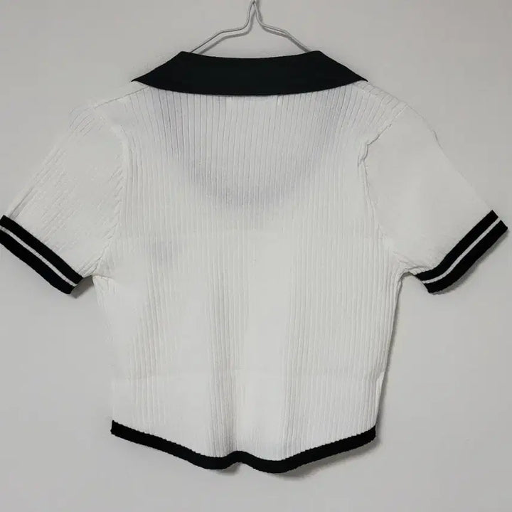 [BUNJANG] Cropped Collar Knit Top / 크롭 카라 니트 S