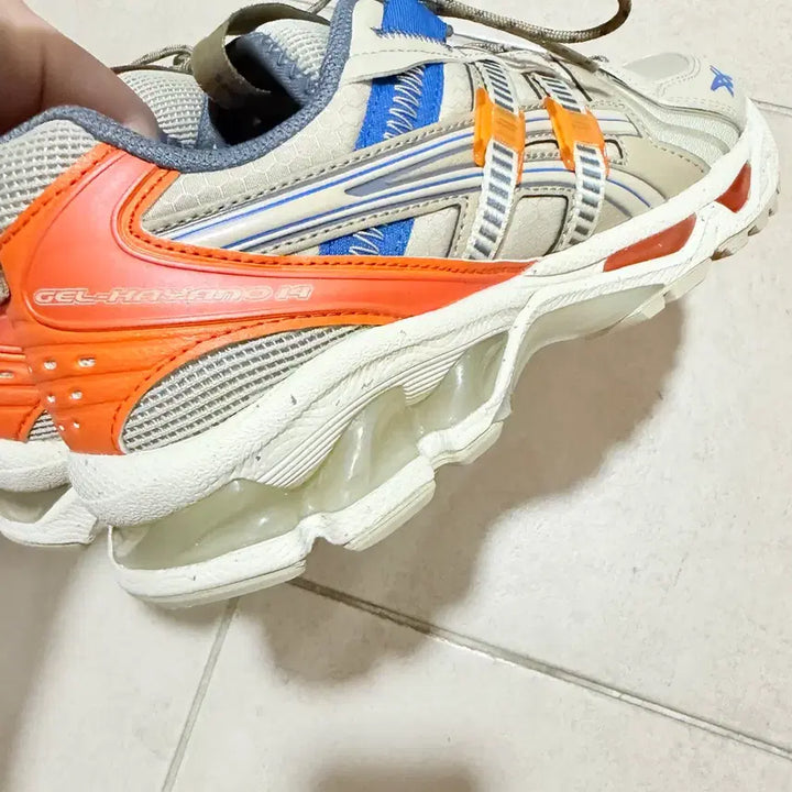 [BUNJANG] Asics Gel Kayano 14 RE Trail Sneakers / 아식스 젤 카야노14 RE 퍼티 하바네로 트레일 운동화 245