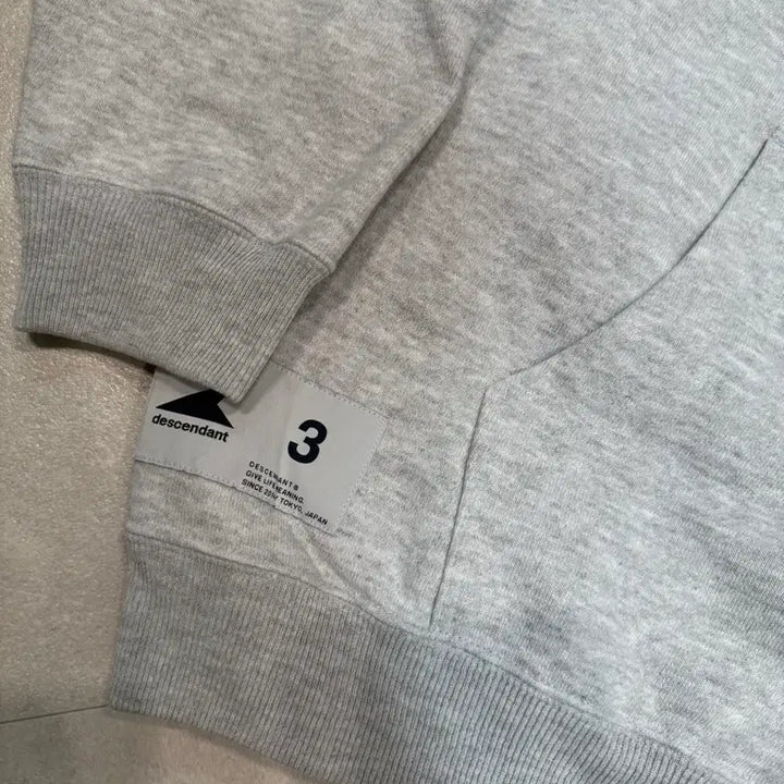 [BUNJANG] Descendant Hooded Sweatshirt Gray Size 3 / 디센던트 후드티 3