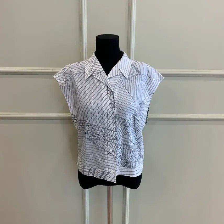 [SOLD OUT] 267000978 에르메스 여성 프린트 민소매 셔츠 블라우스 화이트 38