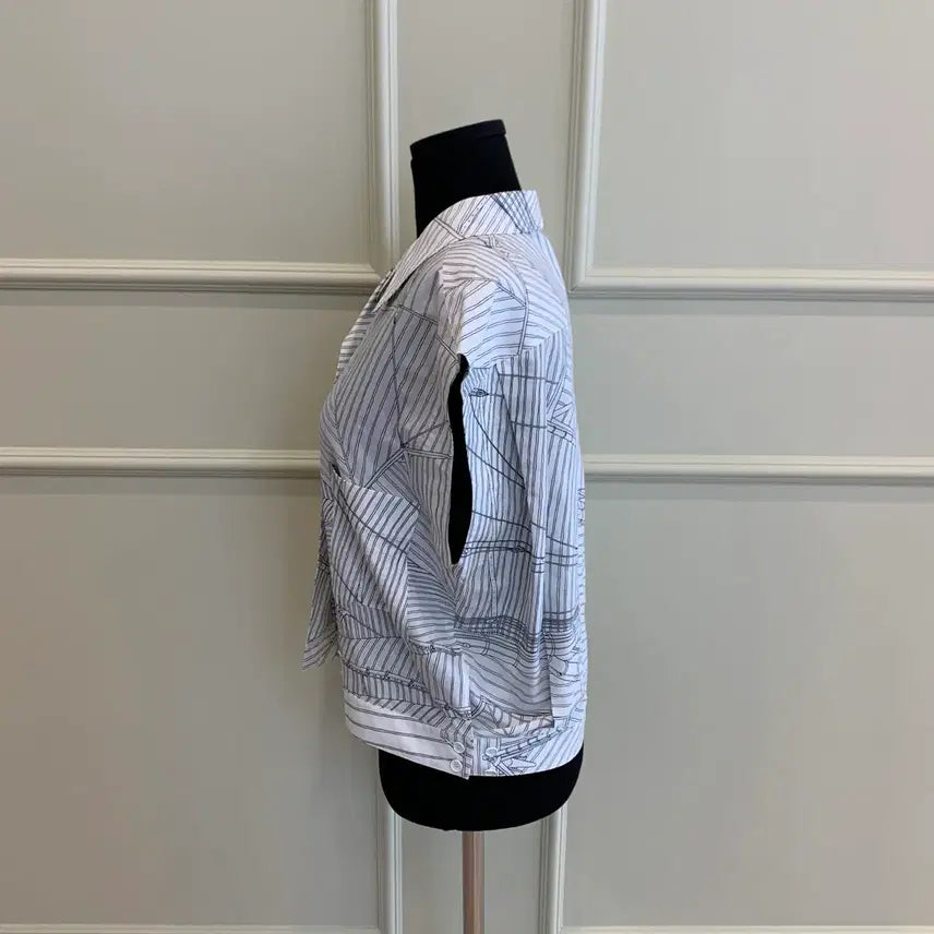 [SOLD OUT] 267000978 에르메스 여성 프린트 민소매 셔츠 블라우스 화이트 38