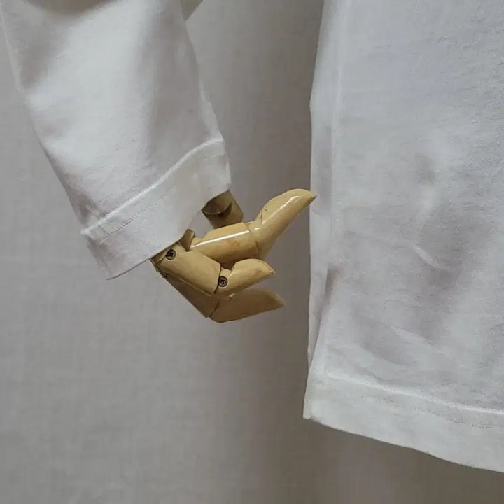 [SOLD OUT] 베르사체 화이트 V넥 긴팔 티셔츠