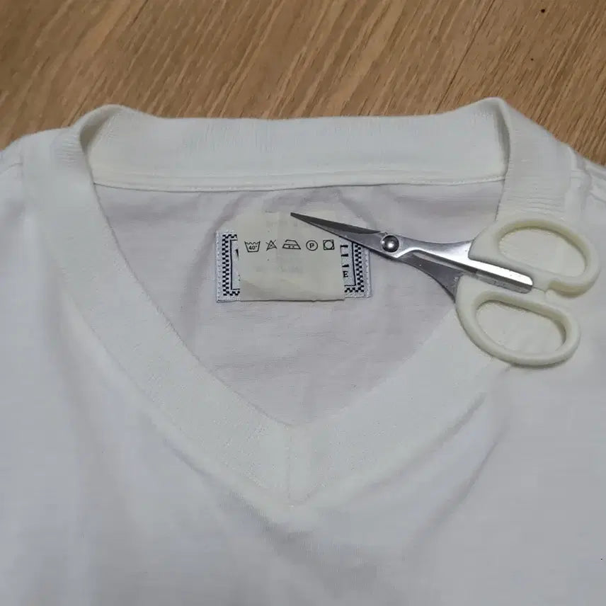 [SOLD OUT] 베르사체 화이트 V넥 긴팔 티셔츠