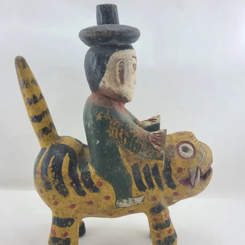 [BUNJANG] Wooden Tiger Rider Sculpture Ornament / 호랑이 탄 사람 나무 조각상 장식품