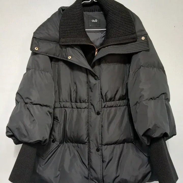 [BUNJANG] AtG Black Short Padded Jumper / AtG 블랙 숏패딩 점퍼