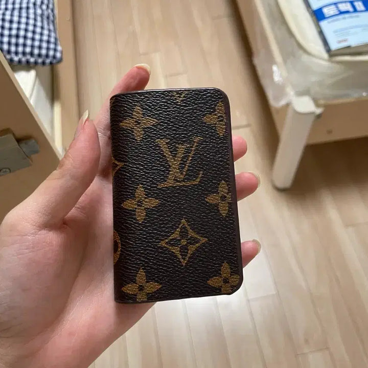 [SOLD OUT] 루이비통 모노그램 키 파우치