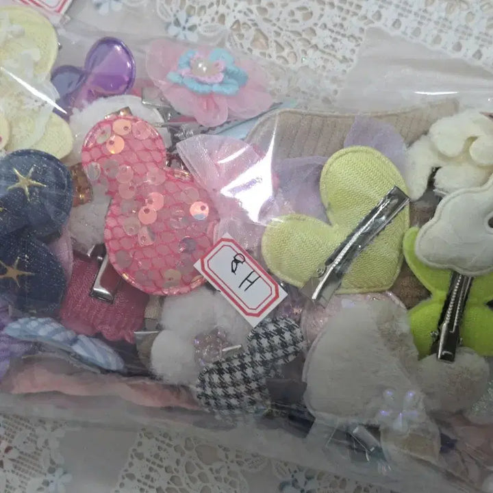 [SOLD OUT] H8 새상품 귀여운 유아 머리핀 세트 50개 일괄