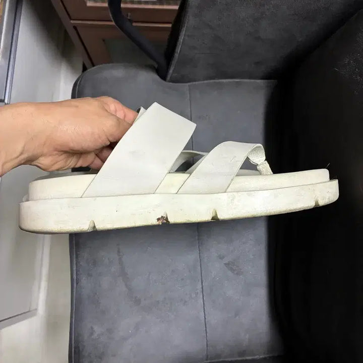 [BUNJANG] Yase 4cm Thong Sandals / 275-280 야세 4cm 쪼리 샌들 파인레더