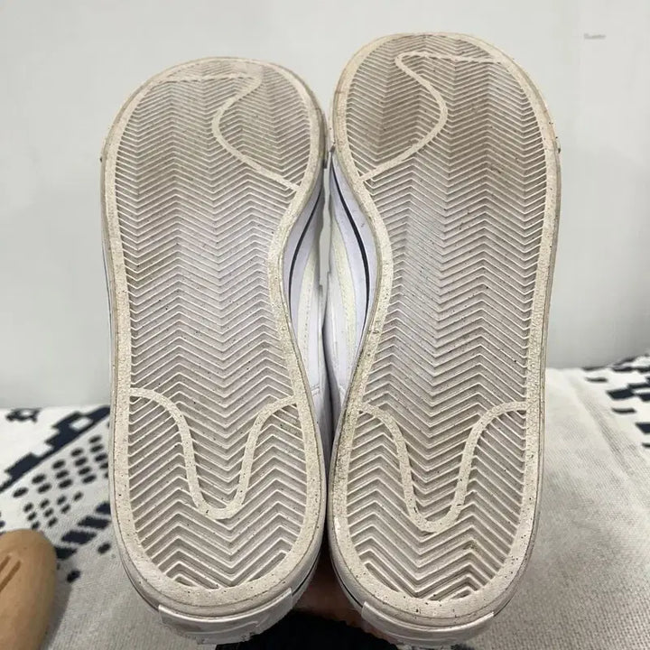 [BUNJANG] Nike Court Legacy Next Nature Sneakers 260 / 나이키 코트 레거시 넥스트 네이처 스니커즈 260 X00265