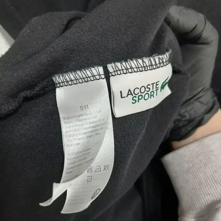 [SOLD OUT] 라코스테 블랙 반팔 티셔츠