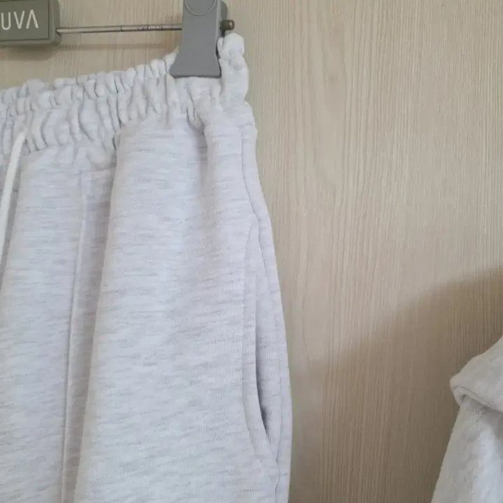 [BUNJANG] Melange Training Suit Set Hoodie Zip-up and Pants / 멜란지 트레이닝복 세트 후드집업 팬츠