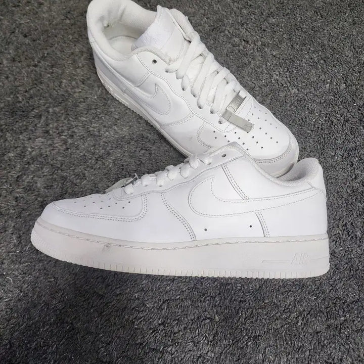 [BUNJANG] Nike Air Force 1 Low White Sneakers / 나이키 에어포스로우1  화이트 285사이즈