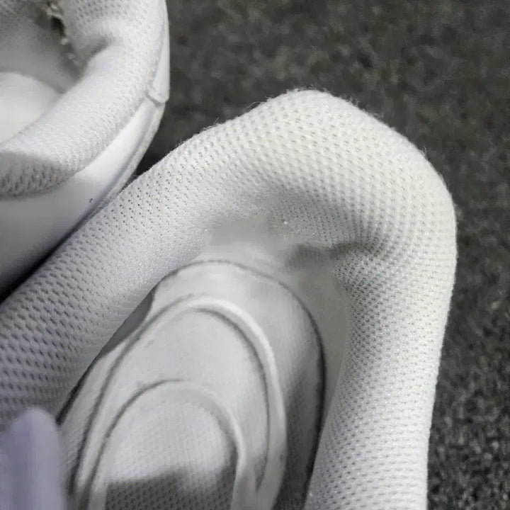 [BUNJANG] Nike Air Force 1 Low White Sneakers / 나이키 에어포스로우1  화이트 285사이즈