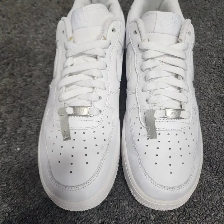 [BUNJANG] Nike Air Force 1 Low White Sneakers / 나이키 에어포스로우1  화이트 285사이즈