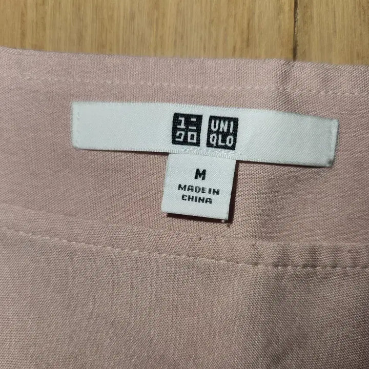 [BUNJANG] Uniqlo Pink Long Sleeve Blouse / 유니클로 핑크색 긴팔 블라우스 M