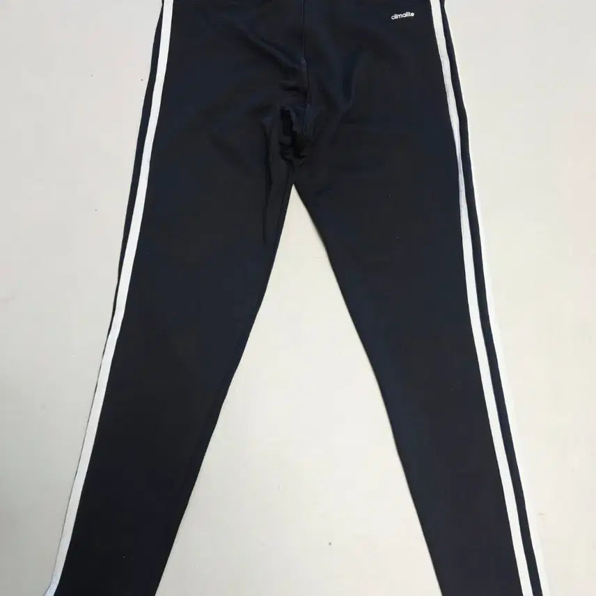 [BUNJANG] Adidas Three-Stripe Leggings (Black, Size 85) / 아디다스 삼선 레깅스 블랙(85)