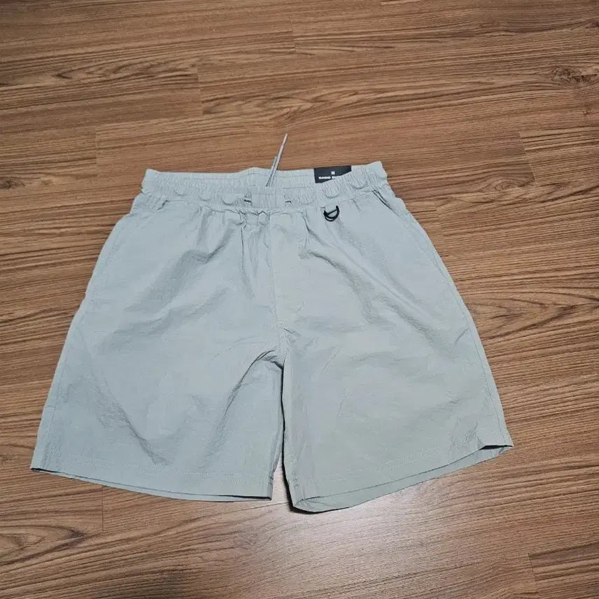 [BUNJANG] Nylon Shorts - Gray (Size M) / 새제품 M 나일론 반바지
