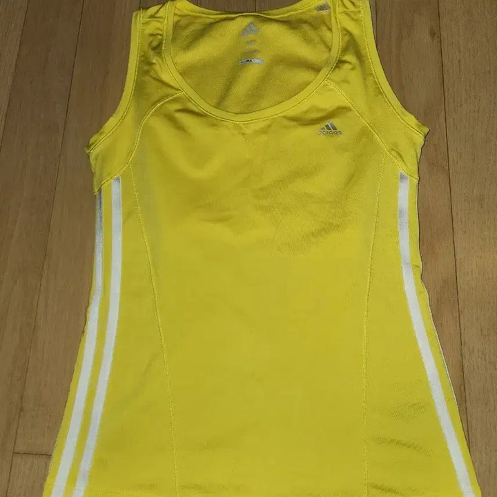 [BUNJANG] Adidas Yellow Sleeveless T-shirt / 아디다스 3선 옐로우 민소매 티셔츠