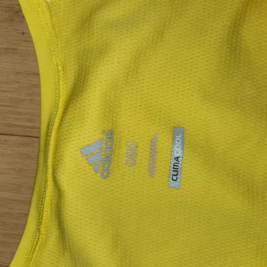 [BUNJANG] Adidas Yellow Sleeveless T-shirt / 아디다스 3선 옐로우 민소매 티셔츠