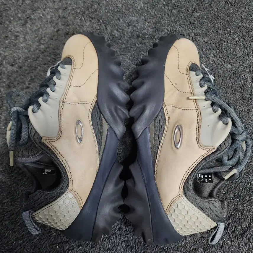[BUNJANG] Oakley Factory Team x Brain Dead Chop Saw Mocha Sneakers / 오클리 팩토리 팀 x 브레인 데드 찹 쏘우 모카270사이즈