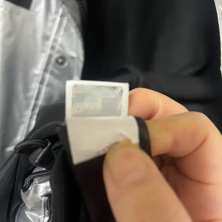 [BUNJANG] Supreme The North Face Metallic Silver Jacket / 슈프림 노스페이스 메탈릭 은색