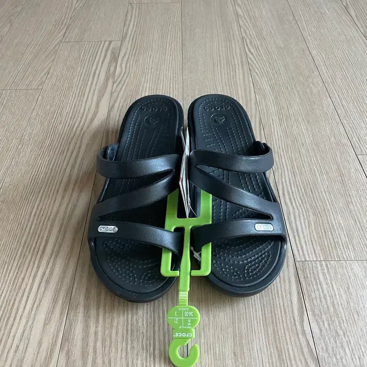 [BUNJANG] Crocs Sandals Black 220mm / (새상품)크록스 샌들 블랙 220mm