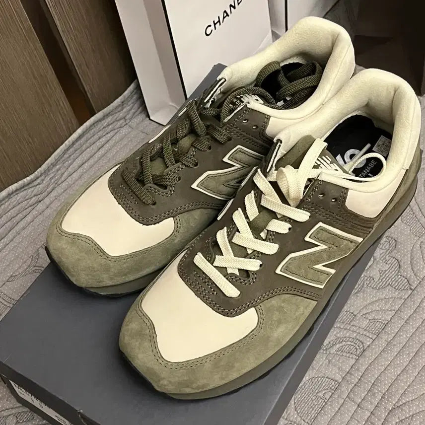 [BUNJANG] New Balance Comme des Garcons Sneakers / 뉴발란스 꼼데가르솜